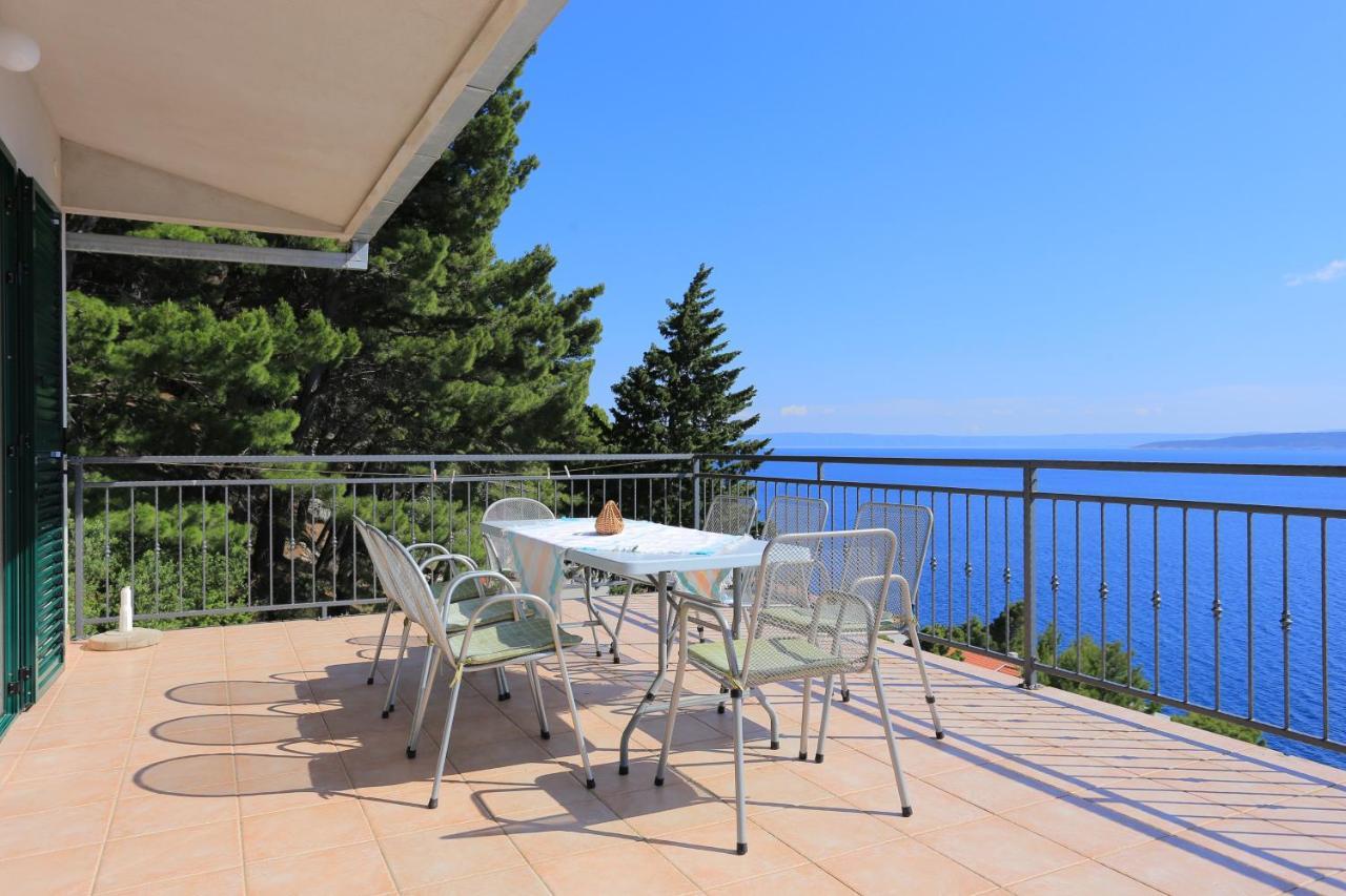Apartments With A Parking Space Brela, Makarska - 6043 Exterior photo