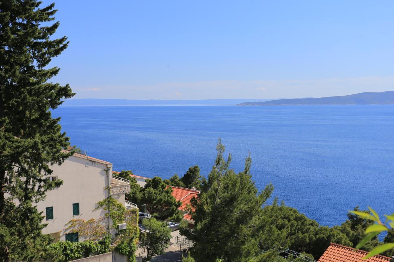 Apartments With A Parking Space Brela, Makarska - 6043 Exterior photo