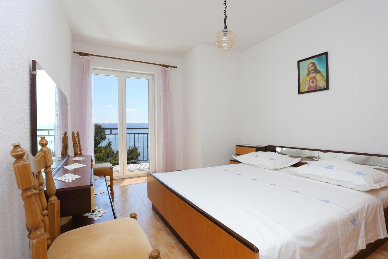 Apartments With A Parking Space Brela, Makarska - 6043 Exterior photo